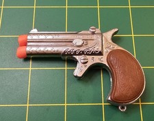 Vintage Two-Barrel Derringer Metal Toy Cap Gun, Hong Kong, Bin V
