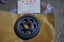 HONDA GENUINE CL350 CB350 SL350 1ST GEAR COUNNTER SHAFT GEAR BOX 23420-286-030