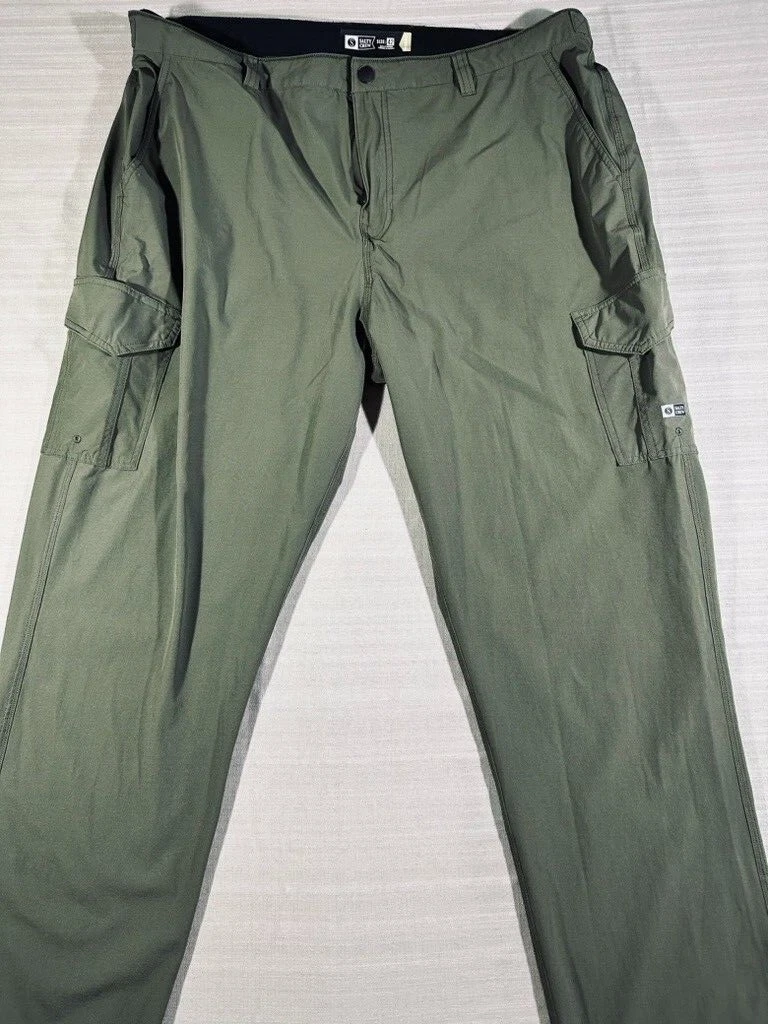 Salty Crew Mens Performance Pants Stretch Quick Dry 42x31 Green #252