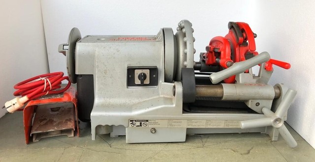 RIDGID 300 Compact Pipe Threading 