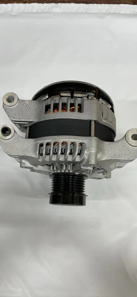 CARGADOR ALTERNADOR OEM MOPAR 4801865AE 11-23 11-15 DURANGO 11-15 GRAND CHEROKEE Foto 2 de 3