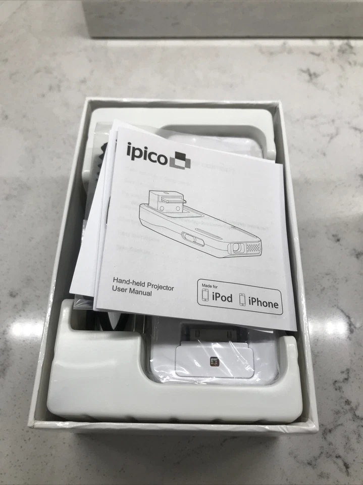 Ipico Hand Held Projector For iPod and iPhone New Open Box Model # PJ205 - Image 4 of 4