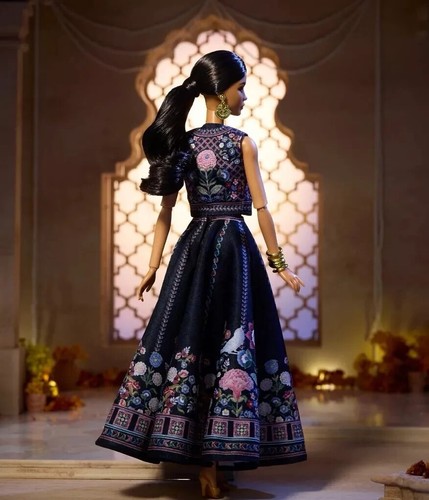 Mattel Barbie Signature Diwali 2024 Doll Poupée Anita Dongre #HRM91 - Photo 6/14