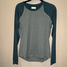 COLUMBIA Long Sleeve Base Layer Top, Teal with white stripes, Women's Small, EUC