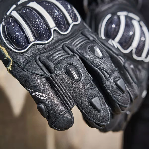 RST Tractech Evo 4 Short Leather Black white, photo 8 of 11