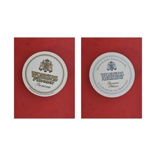 Wolters Braunschweig goldfarbene Schrift Brauerei Bierdeckel Beermat