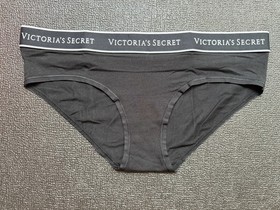 5 Pack Victoria&rsquo;s Secret sz M Logo Hipster Hiphugger Panties Bundle Lot Set