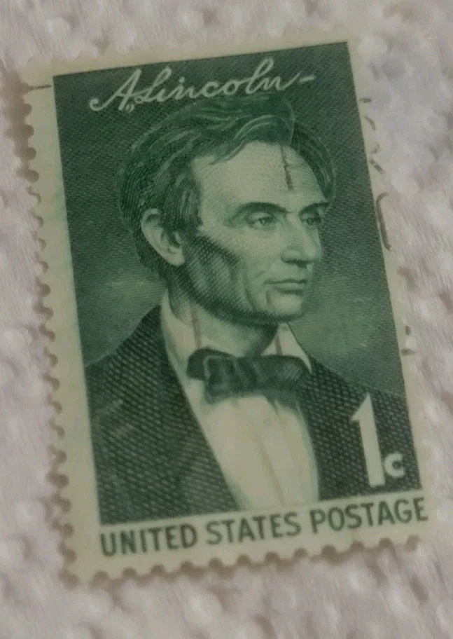 ABRAHAM LINCOLN 1 CENT STAMP GREEN UNITED STATES POSTAGE  - Image 3 of 3