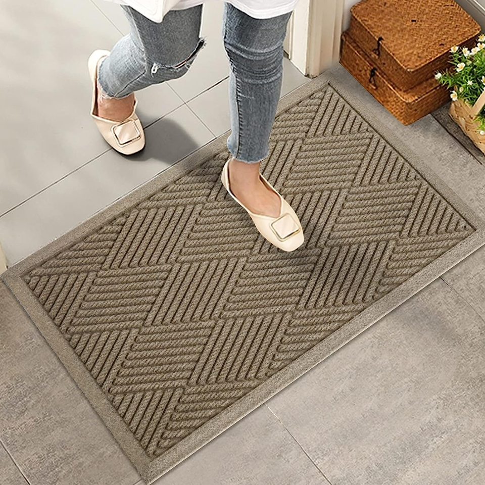 Sturdy Front Door Mat, Absorbent Muddy Dirt Resist Door Mats