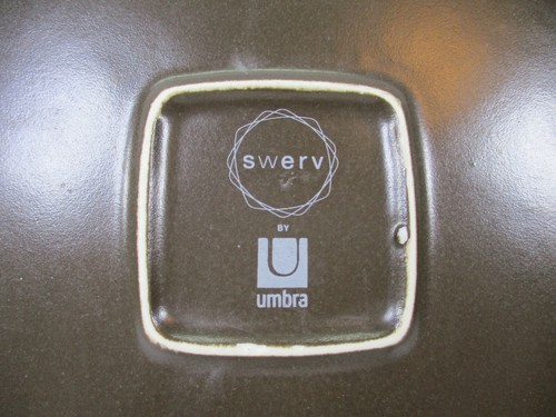4 Umbra Swerv Espresso Gray Off Center Rim Square 10in. Dinner Plates - Picture 6 of 7