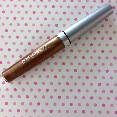 1 Stück MADINA deluxe gloss Farbe 135 LIPGLOSS LIPPENGLANZ Make up 