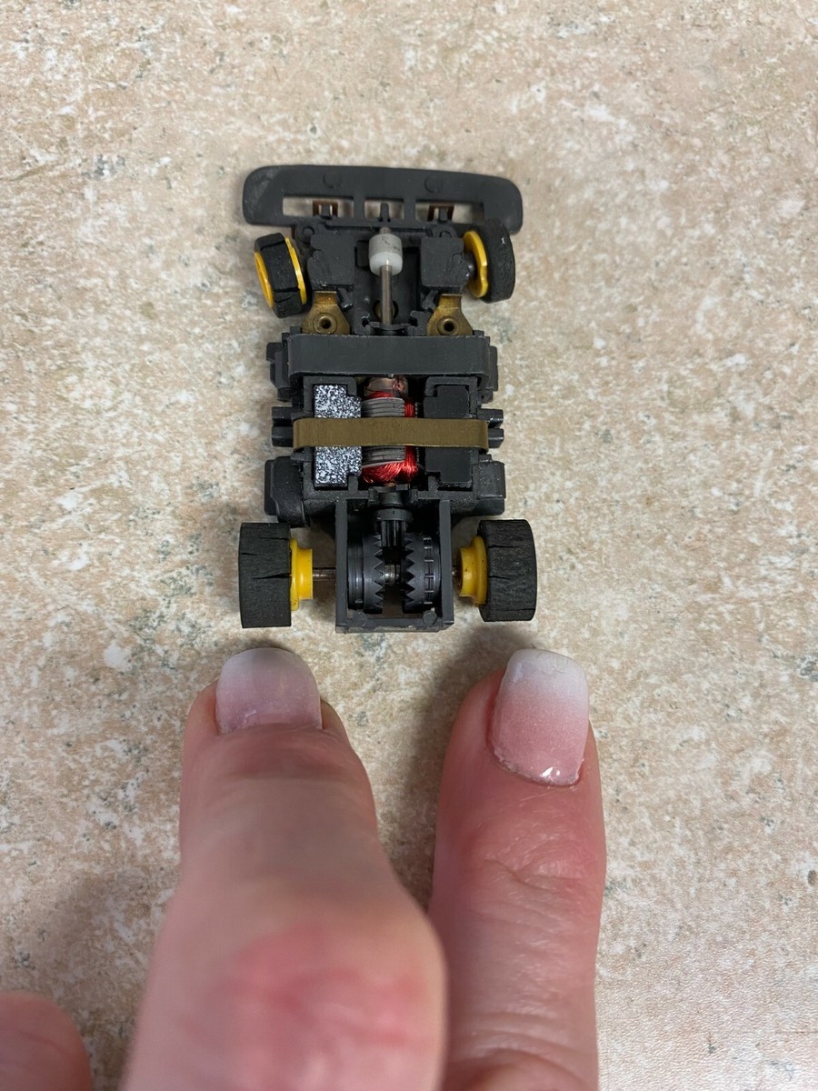 特撮 SSTORA Tyco Rare Trans Yellow Nissan 300 ZX SLOT CAR (NOT TESTED