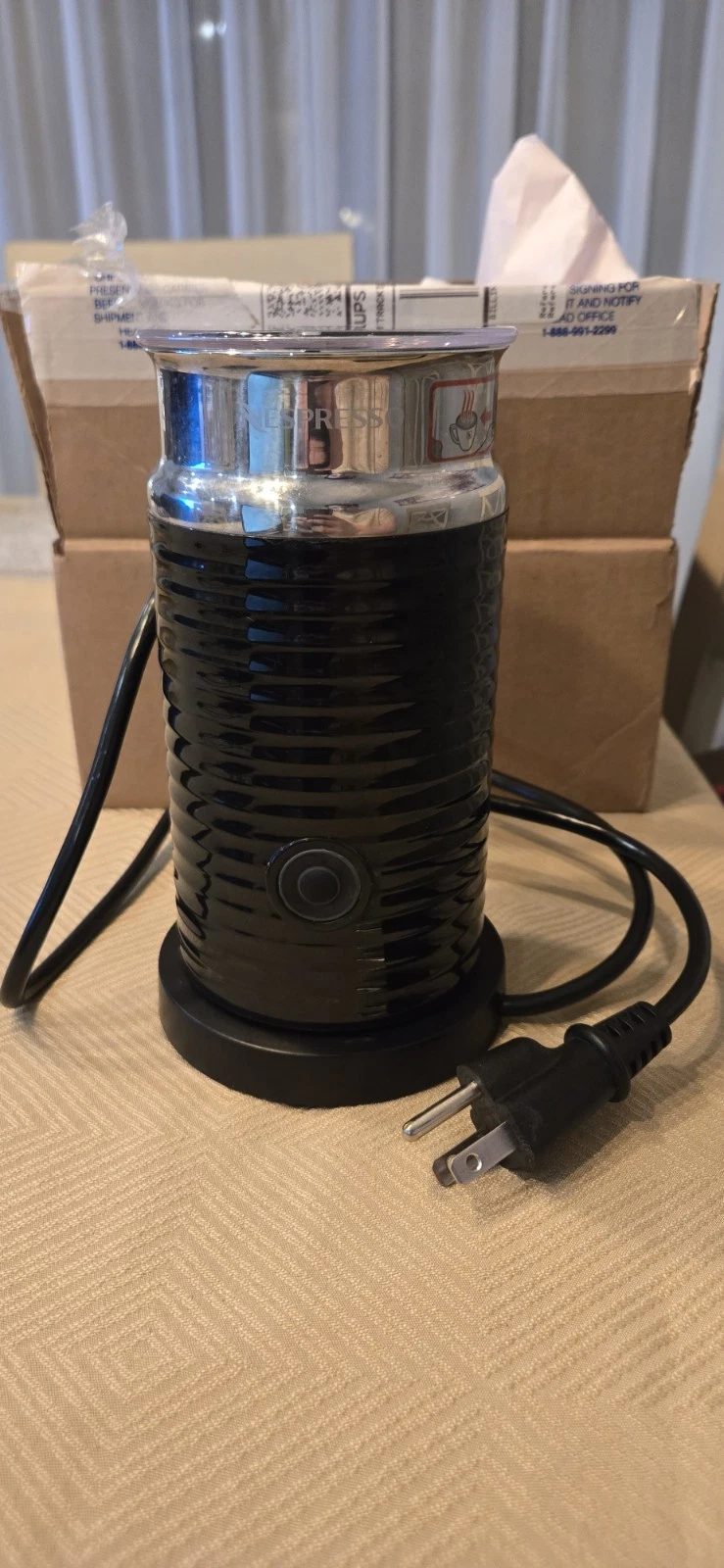 Nespresso Aeroccino 3 Milk Frother Warmer 3694 Black, With Base/Lid (NO WHISK)