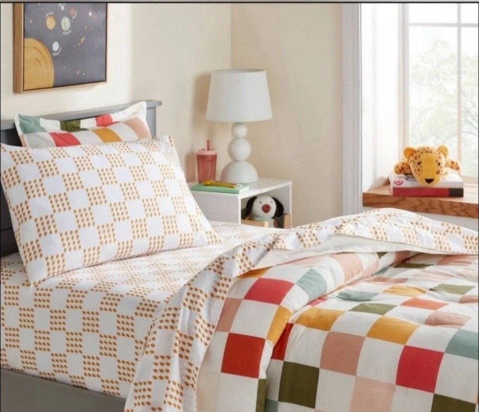 NUEVO Juego Completo de Sábanas de Microfibra - Perno Aligerador Pillowfort 3 Piezas Foto 2 de 4