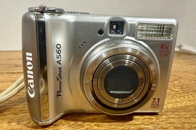 Canon PowerShot A560 7.1MP Digital Camera 4x Optical Zoom Silver w/ Case