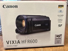Canon VIXIA HF R600 Video Camcorder Camera Full HD 32X Zoom  Accessories Box
