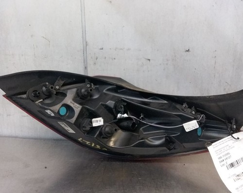 14-17 REGAL Driver Tail Light Quarter Panel Mounted Without Opt Dbz - Picture 3 of 12