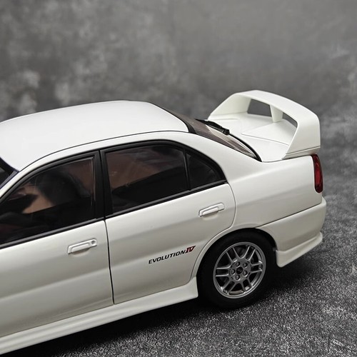 MotorHelix 1/18 Mitsubishi Lancer Evolution IV EVO 4 Diecast Metal Model Car - Picture 10 of 38