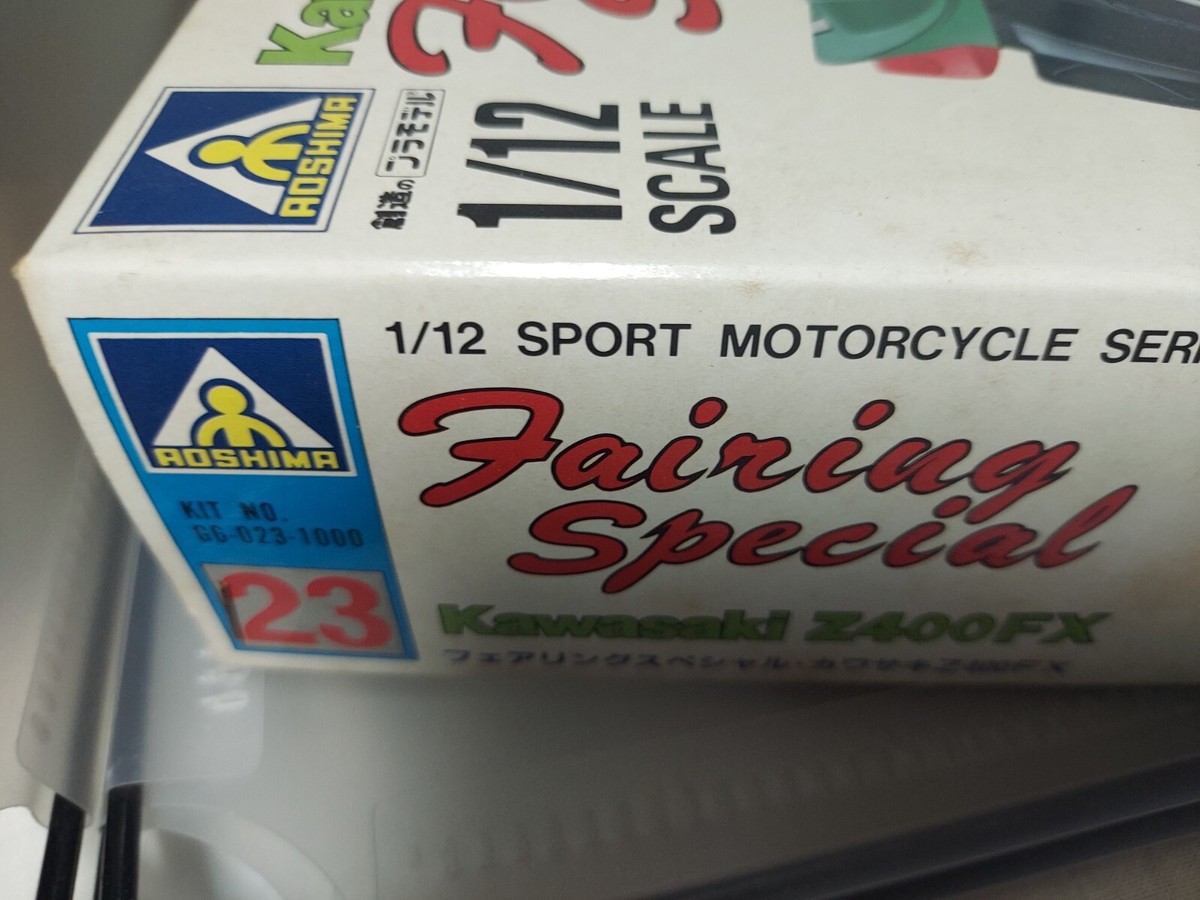 Aoshima 1/12 scale Kawasaki Z400FX Fairing Special Plastic model