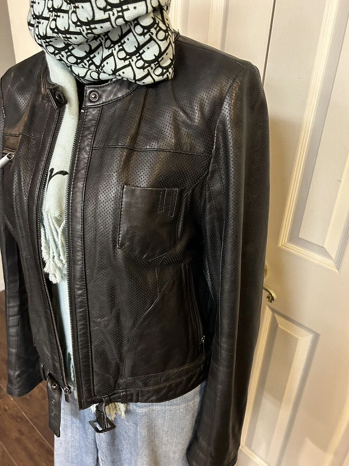 Mujer Tahari Chaqueta Moto Cuero Negro Genuino Grande Foto 3 de 4