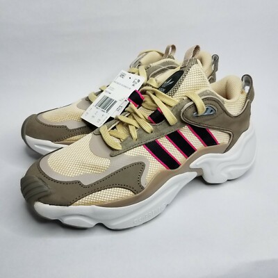 women's magmur running sneakers