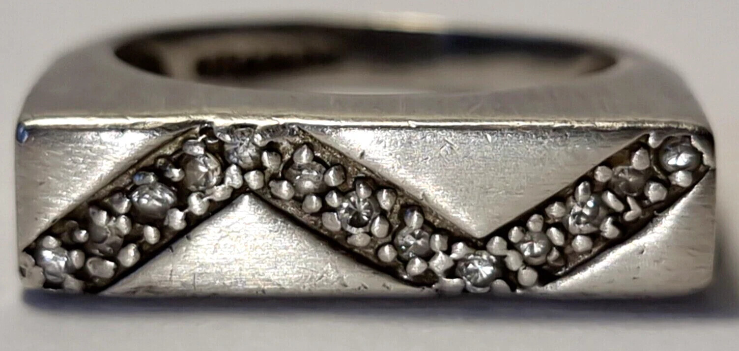 B0422-Solid 925 Silver Ring with Clear Stones-Ita… - image 1