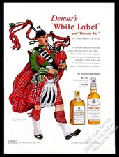 1951 Clan Stewart tartan bagpipes piper Dewar's Scotch Whisky vintage print ad