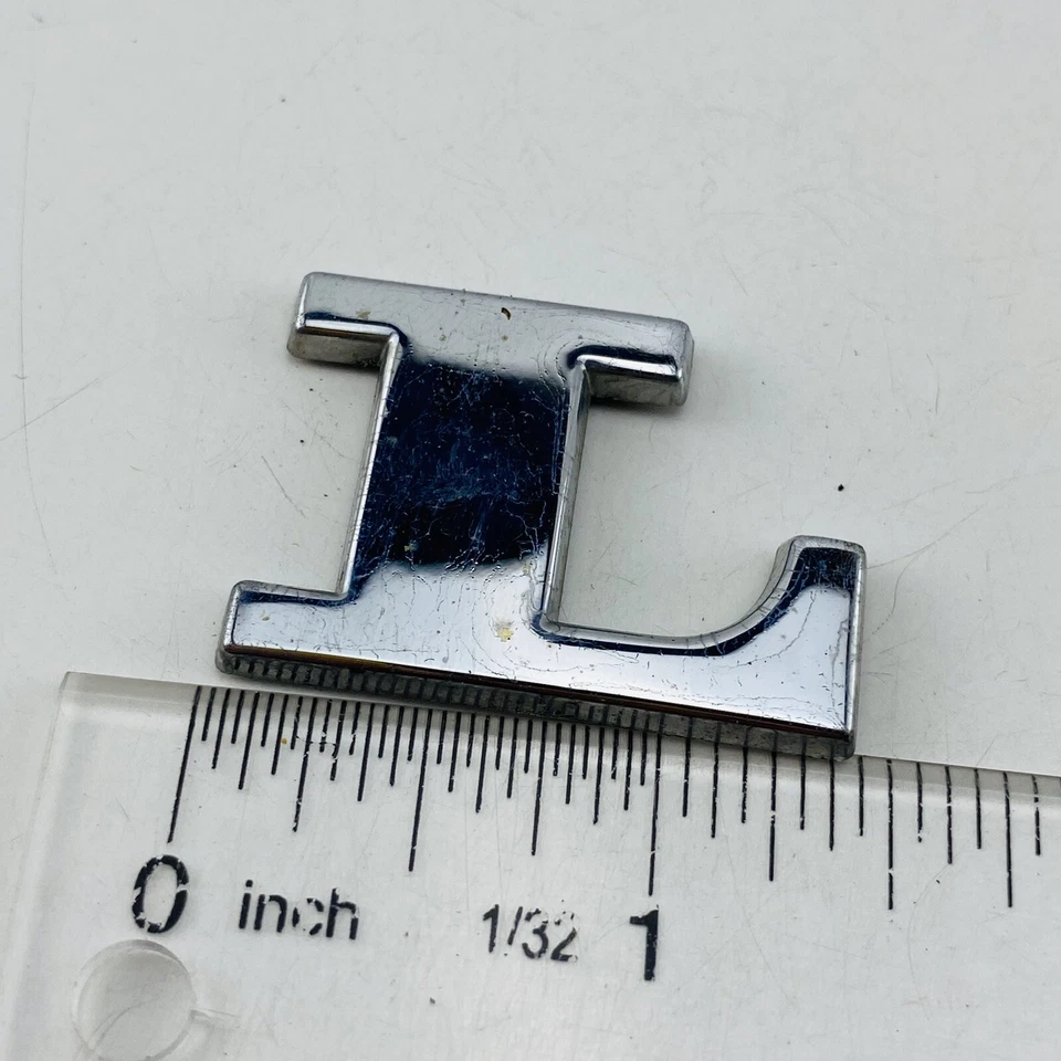 1997-2000 Volvo S70 Emblem Logo Letter Symbol Badge Trunk Rear Chrome OEM E57L - Image 2 of 4