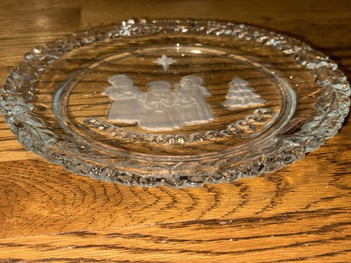 Vtg Christmas 1980 Clear Glass Plate Frosted Choir Angels Star Tree Holly Edge - Picture 5 of 9