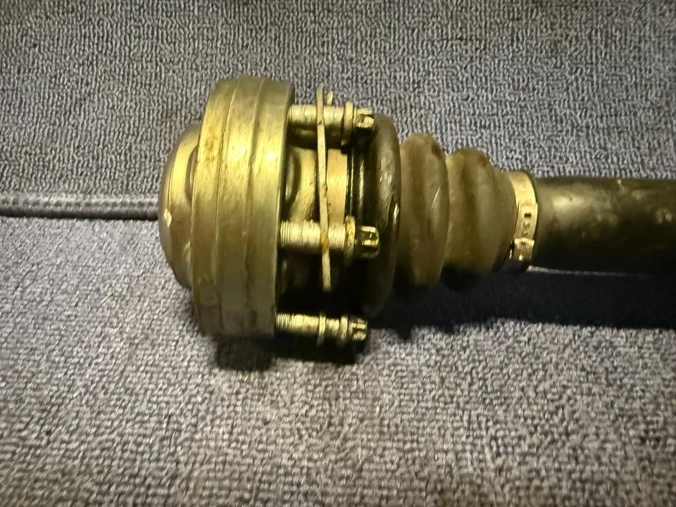 BMW E82 E87 E88 E90 E92 86MMX38MM PASAJERO EJE DERECHO EJE DE SALIDA OEM Foto 3 de 4