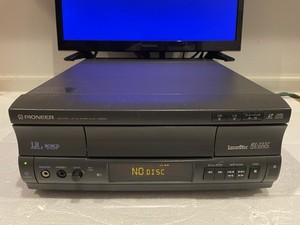 Pioneer Laser Disc Player CLD-V2800 Laserdisc CD CDV LD RS-232C Works Perfectly