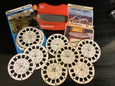 Vtg 1970s GAF VIEW MASTER Viewer w/16 assorted reels Disney, Dinosaurs, Animals