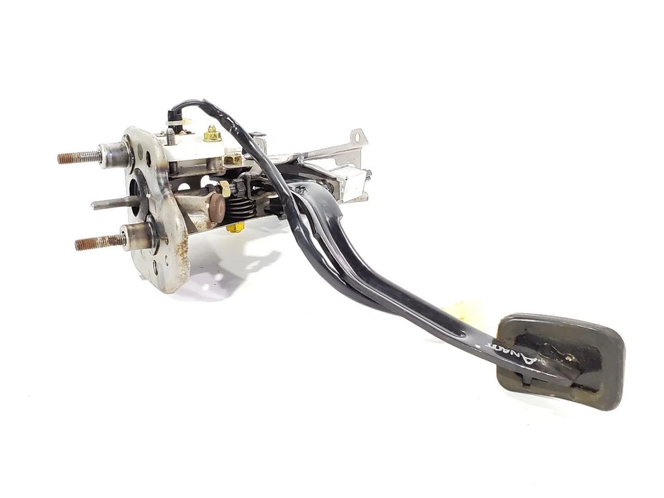 2004 Mazda Miata Speed OEM Brake Clutch Accelerator - Image 2 of 4