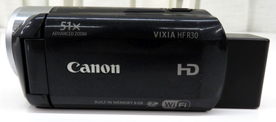 Canon VIXIA HF R30 HD Camcorder 51X Zoom WiFi 8GB No Cables Or Charger Working