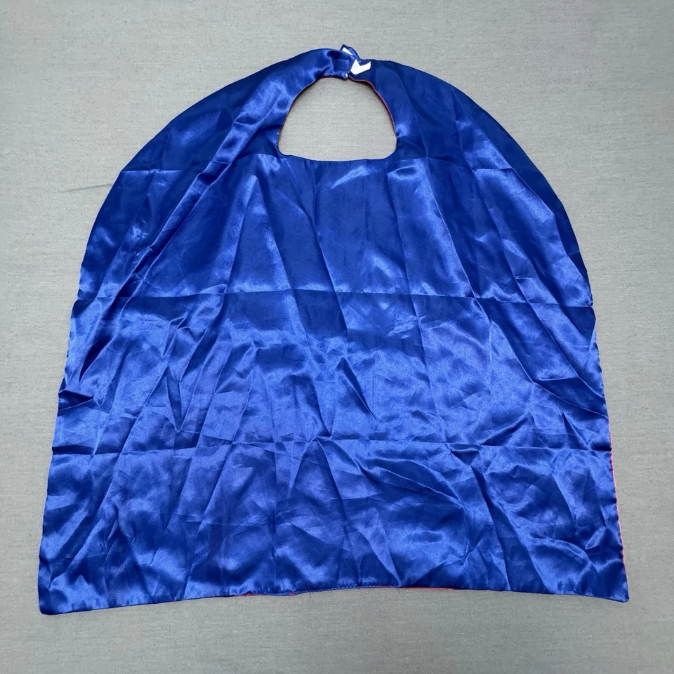 Disfraz de capa de superhéroe Capitana Marvel para niños Foto 3 de 4