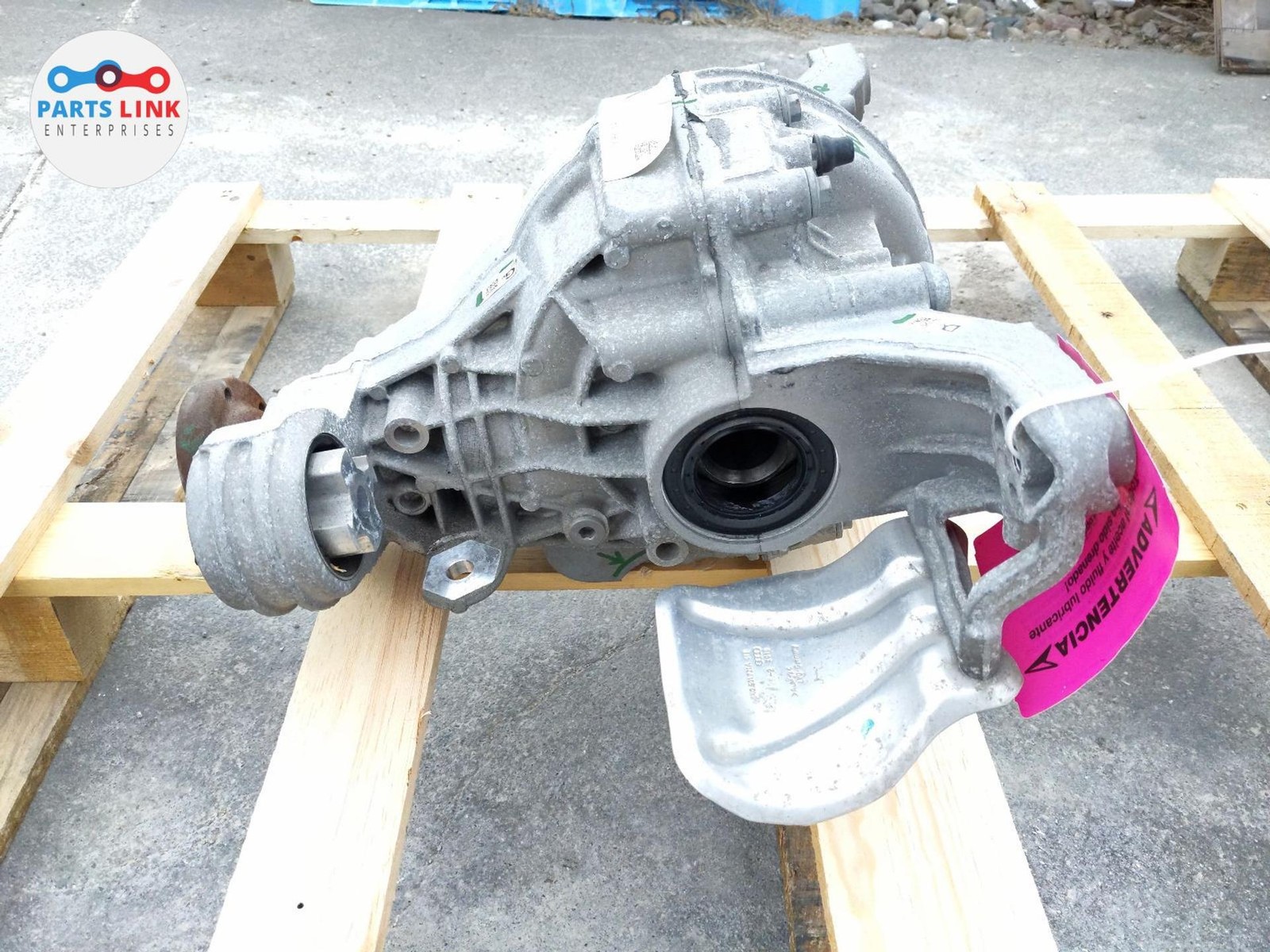 2016-20 BENTLEY BENTAYGA REAR DIFFERENTIAL OPEN CARRIER ASSEMBLY 2.85 4.0L 3K