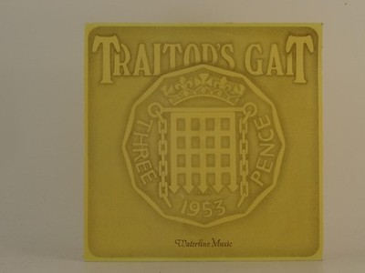 TRAITORS GAIT WATERLINE MUSIC (89) 4 Track 7'' Single including Picture Sleeve WA