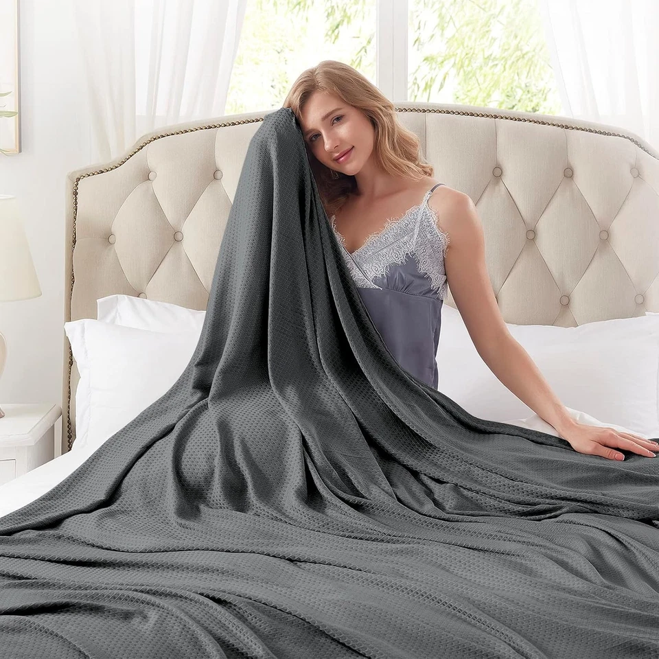 Cooling Blankets for Hot Sleepers, 100% Rayon Abso - Image 3 of 4