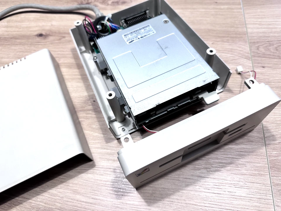 Amiga 1010 Drive modification kit for Samsung SFD-321B