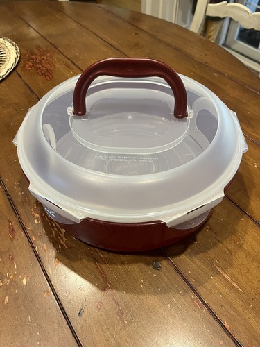 Lock & Lock Pie Carrier Clear Red Handle w/ Insert Round Container - Picture 2 of 6