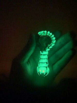 4'' Glass Pipe Bowl Hand Pipe Spoon Glow in the Dark Scorpion Solid Black