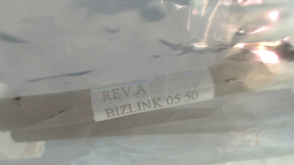 HP 338285-006 R DMS-59 MALE Dual VGA FEMALE REV. A BIZLINK 05 50 NEW SEALED - Image 3 of 4