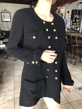 Chanel Boutique Black Blazer Gold Buttons Silk Lining CC Padded Shoulders 42