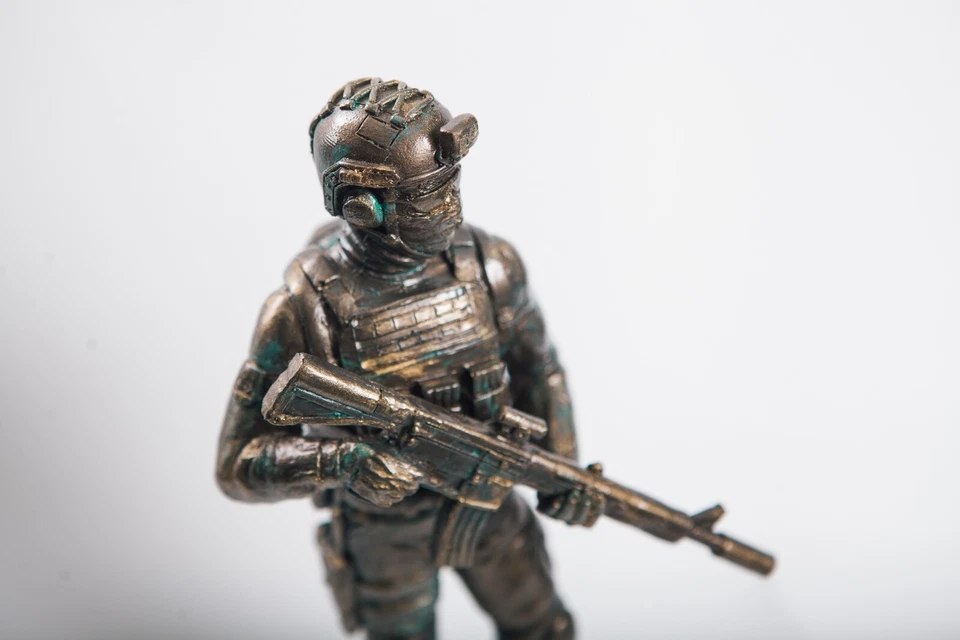 Estatuilla "SWAT" Foto 2 de 4