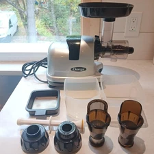 Omega 200 Watts Ultimate Slow Juicer Low-Speed Horizontal 