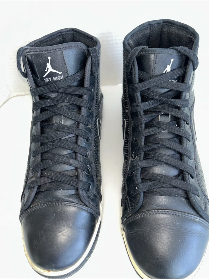 Air Jordan Sky High Cuero Hombre Talla 10.5 Color Negro Foto 2 de 4
