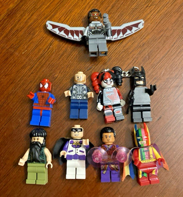 LEGO Super Heros and Villains Minifigure Lot Of 9 Batman, Spiderman, Harley Quin