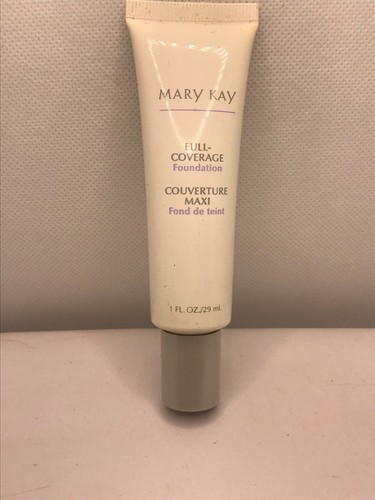 Mary Kay Full Coverage Foundation in Ivory 200. New Without Box!