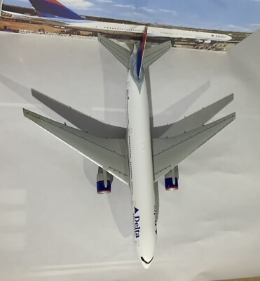 1/144 デルタ航空 飛行機模型 Delta B777-200LR Boeing 777 777-200 Delta Airlines w/ Landing Gear 1/200