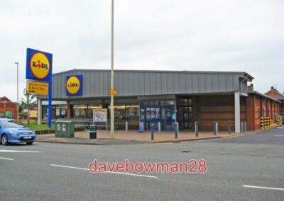PHOTO  LIDL BRETTELL LANE AMBLECOTE STOURBRIDGE THE LOCAL BRANCH OF LIDL THE DEE